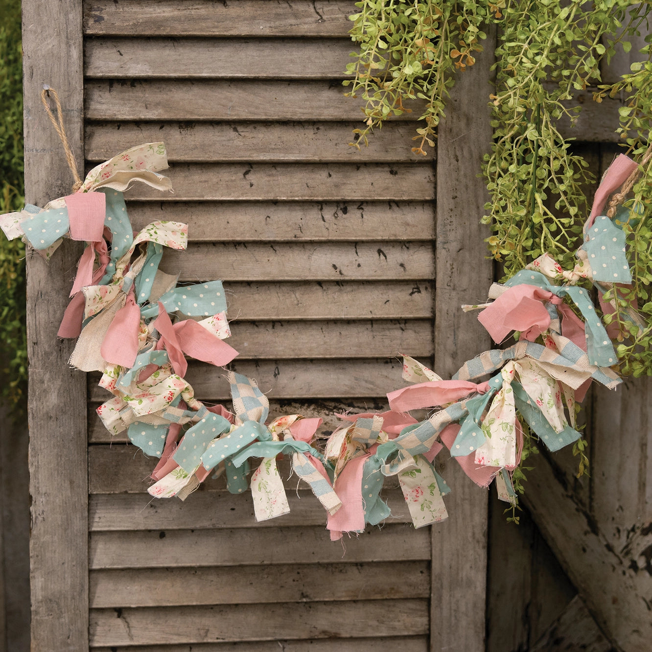 Primitive Spring Country Rag Garland