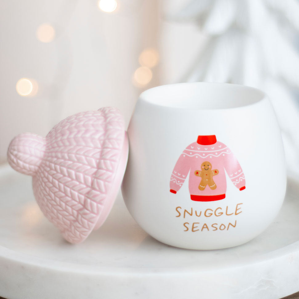 Snuggle Season Christmas Sweater Oil and wax Burner