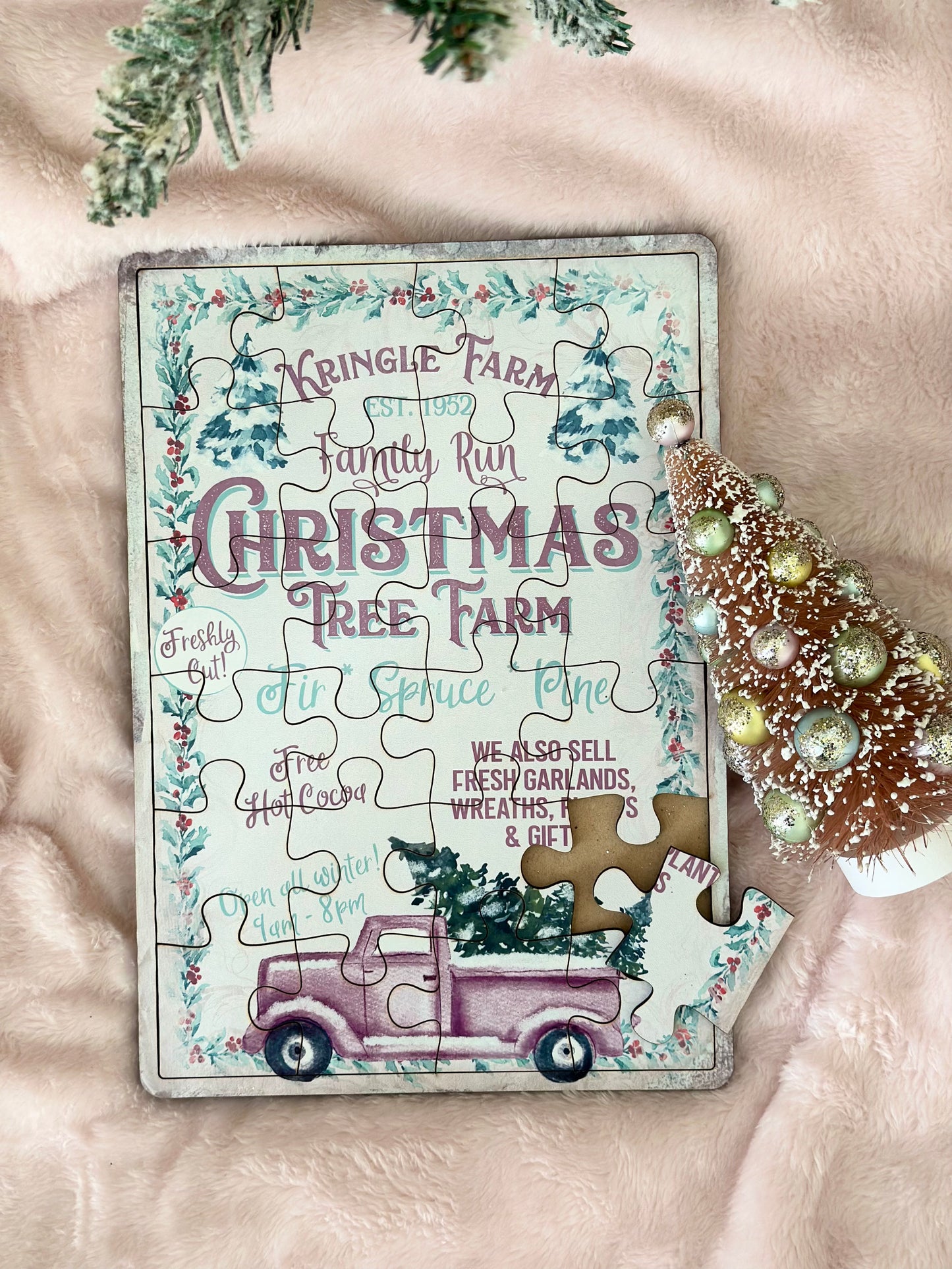 Kringle Farm Wooden Christmas Puzzle